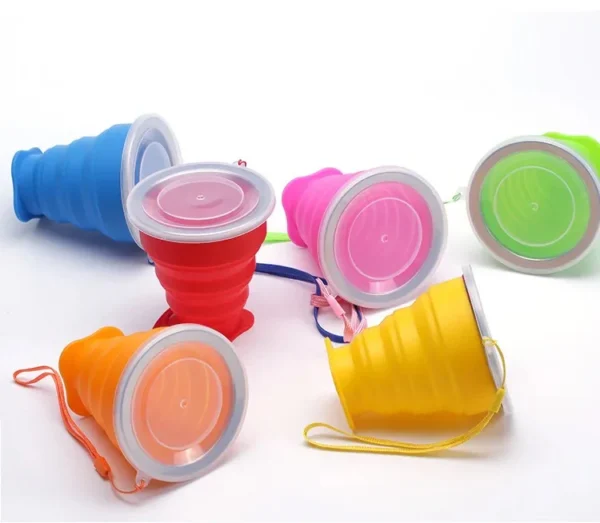 Silicon Foldable Travel Cup Glass with Lid - Image 9